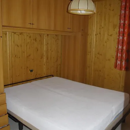Haus Pill Apartament *